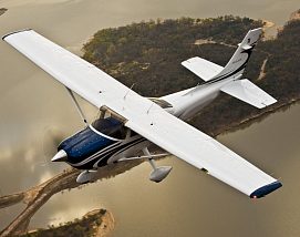 Cessna 172 (вечерний полет)